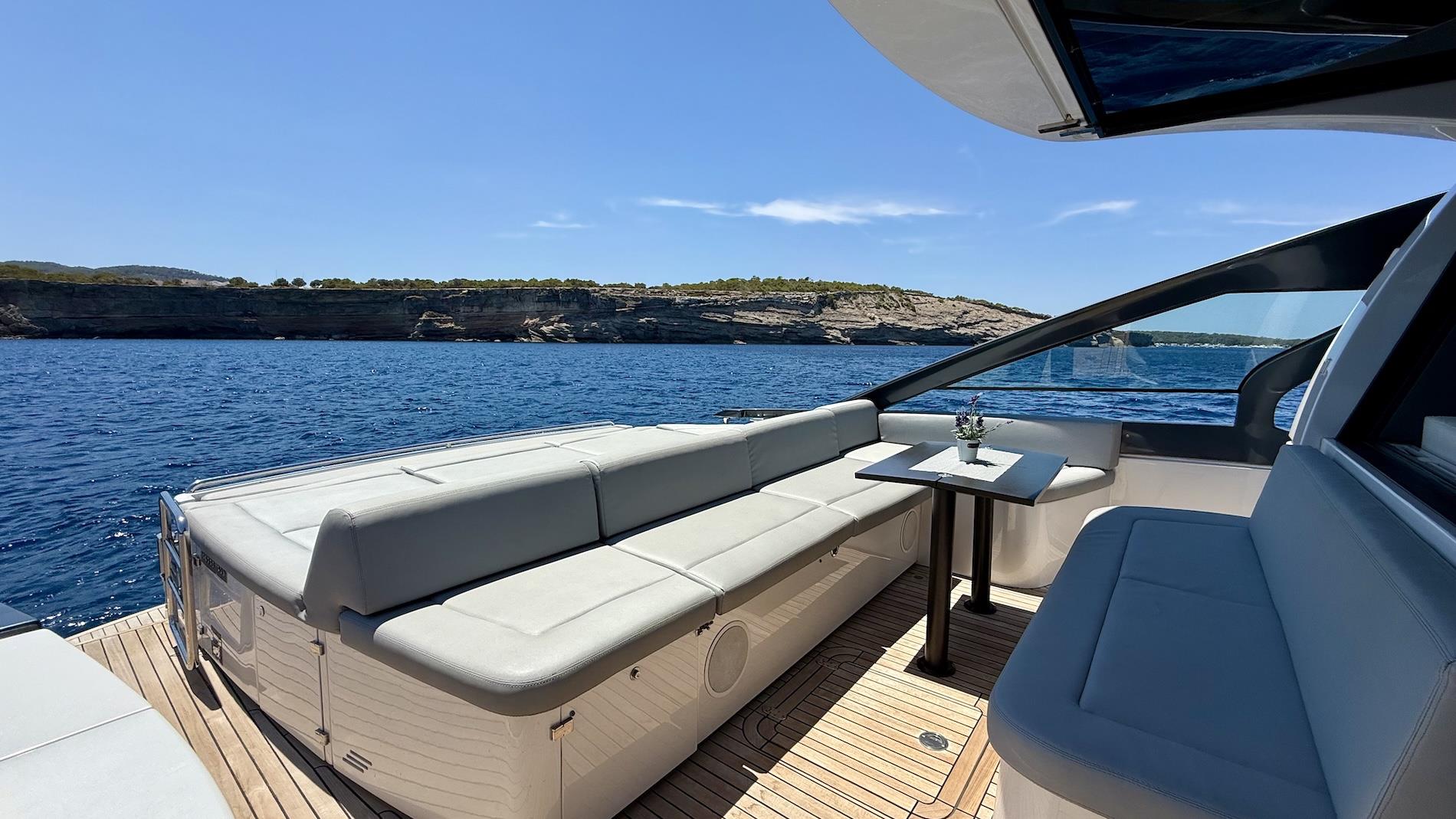 2018 PERSHING 5X 